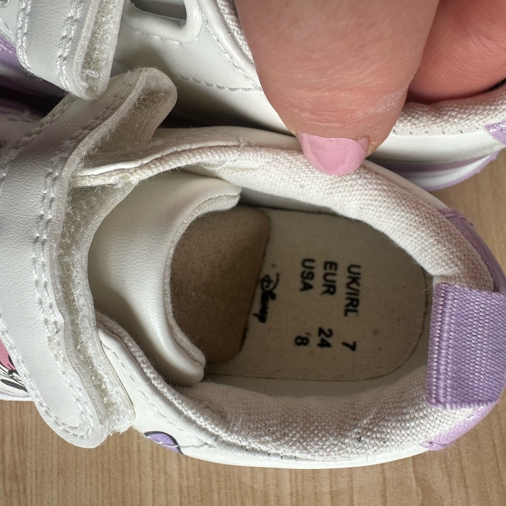 Disney sneakers new. Minnie mouse